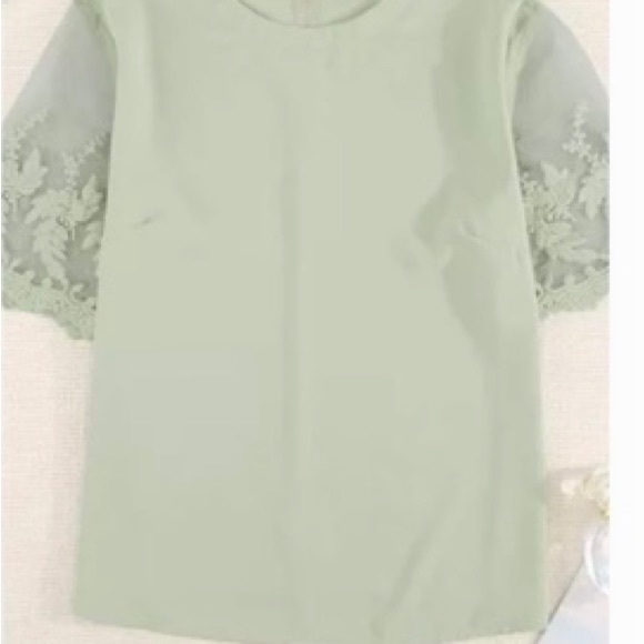 Sage green top with lace short sleeves - Picture 2 of 2
